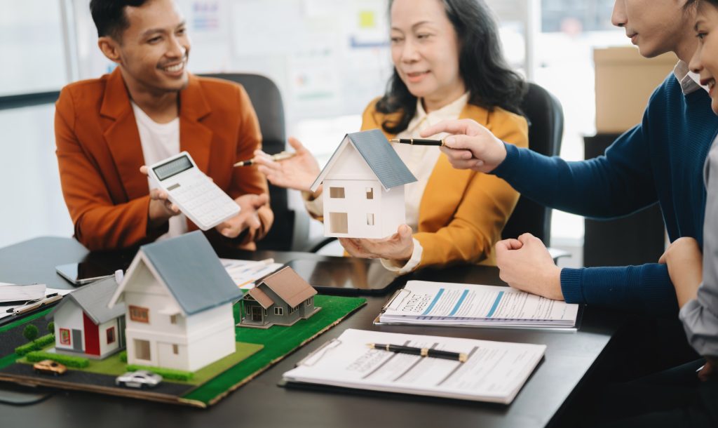 Understanding the Real Estate Cycle in the Bahamas